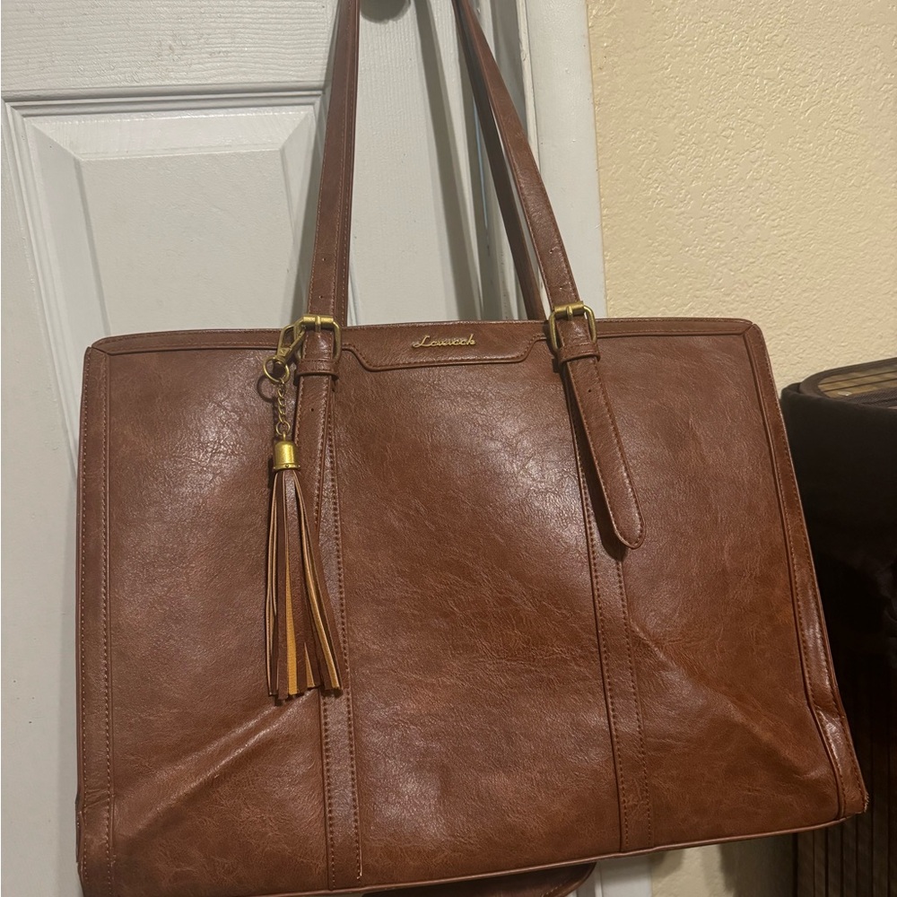 Lovevook Vintage Embossed Leather Laptop Tote